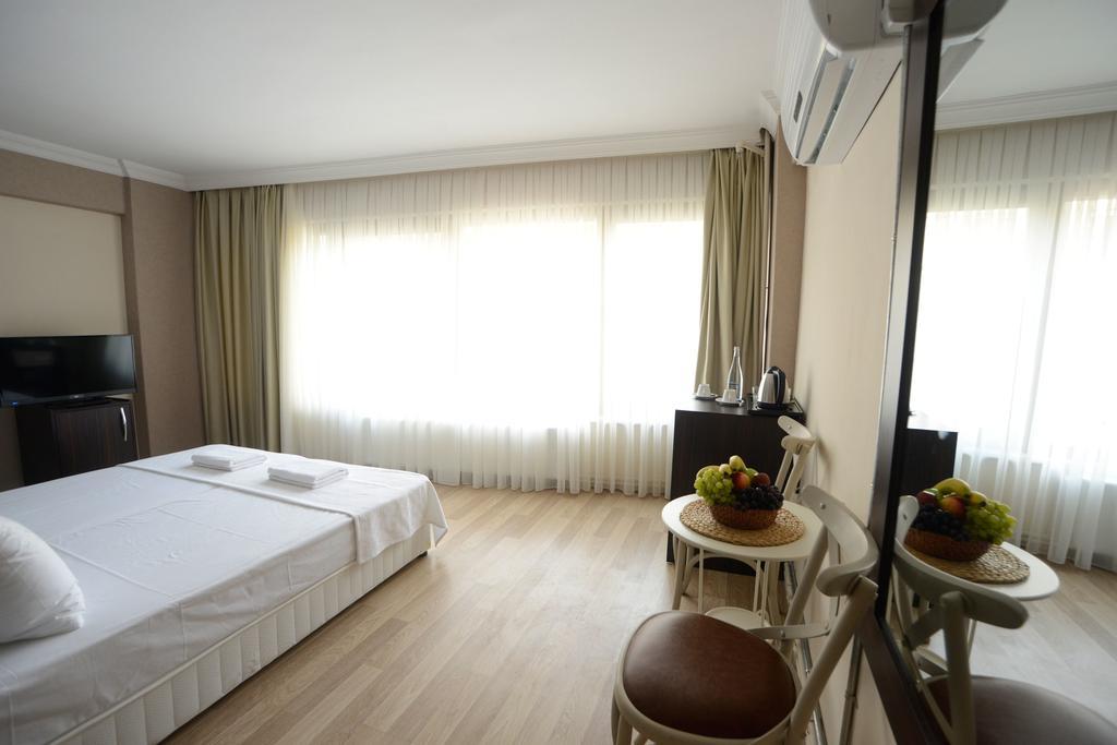 Royalist Tophane Istanbul Room photo