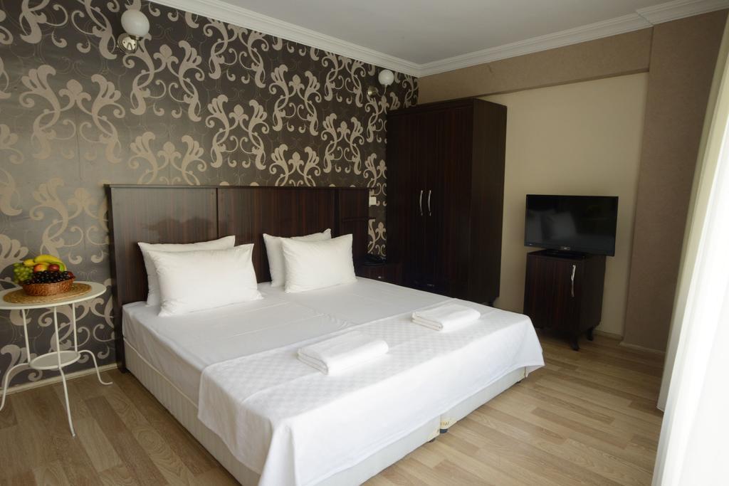 Royalist Tophane Istanbul Room photo